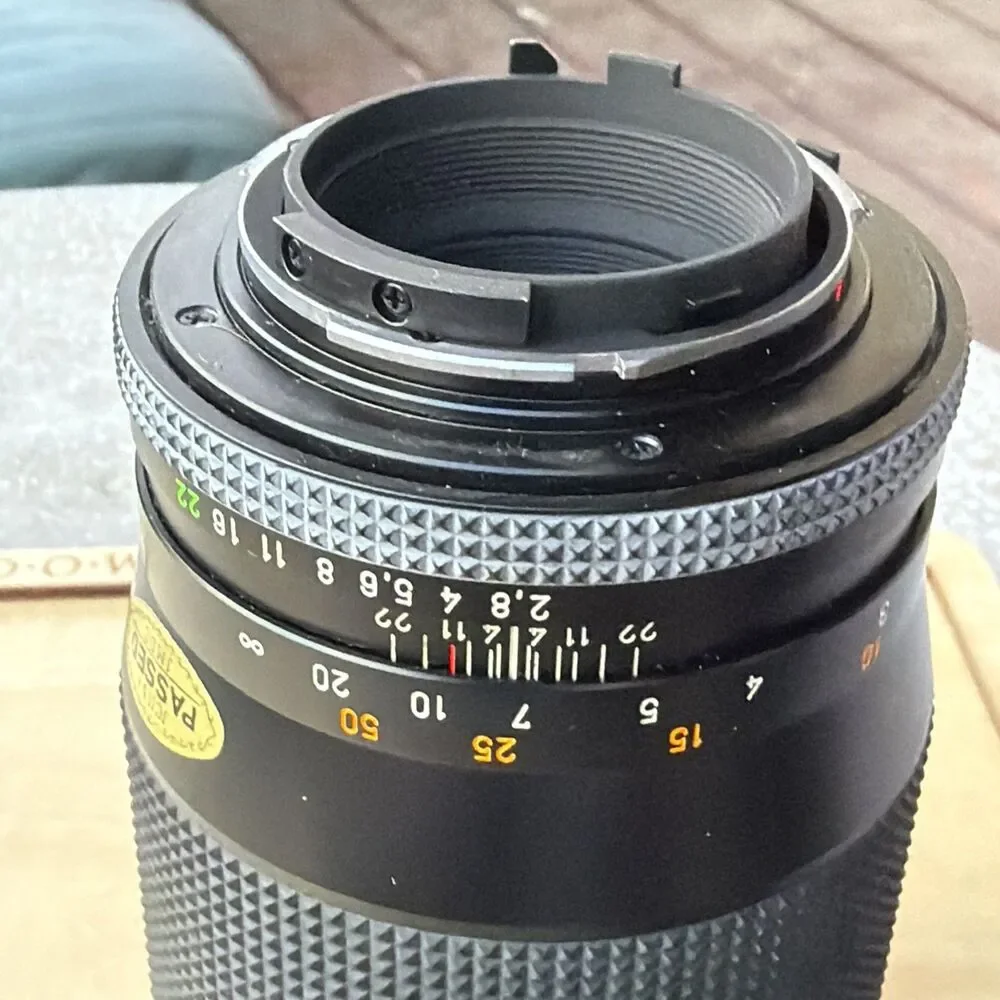 Contact Carl Zeiss SonarT* 135 Mm F/2.8 Manual Focus Lens